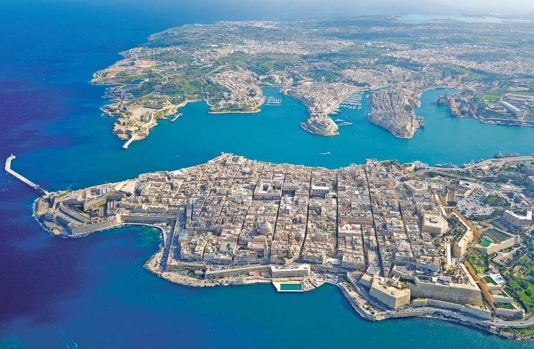 At the bottom is Valletta, at the top on the right is Three Cities, the left more peninsula is Kalkara